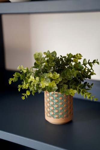 Two tone kumiko flower - tone, pot